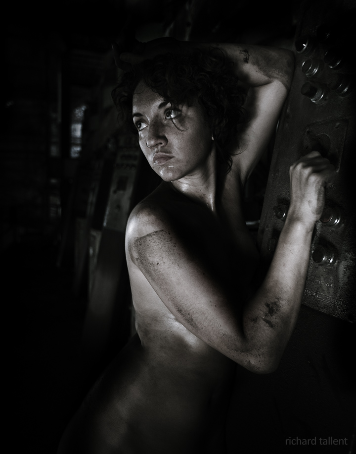 Female model photo shoot of Jen Slinky  by Richard Tallent