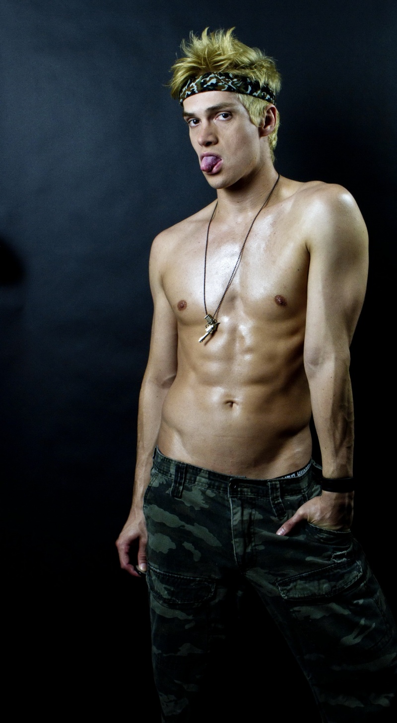 Male model photo shoot of Sergio Fernandez