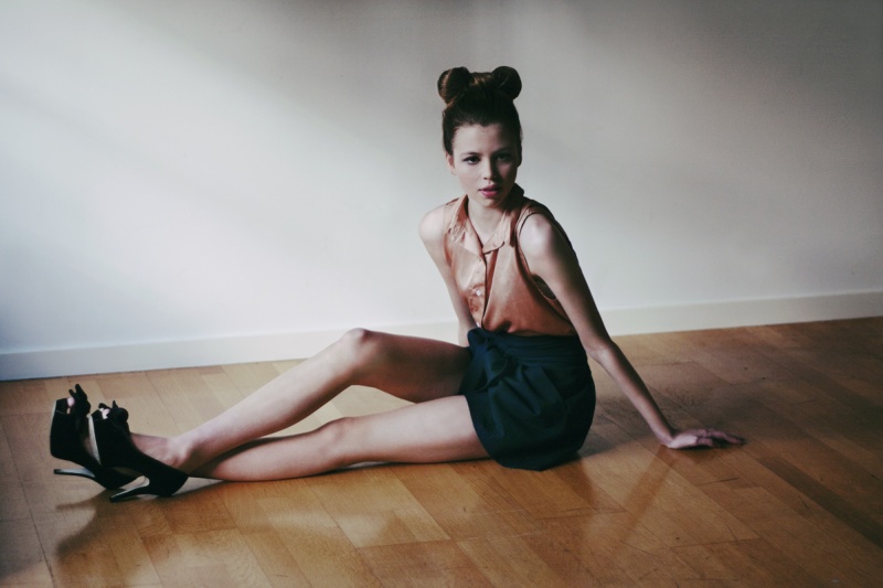 Female model photo shoot of Isabella_Lee