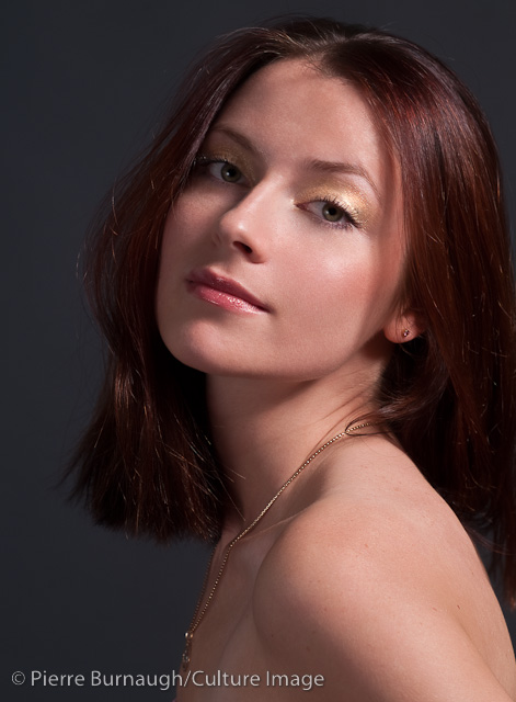 Female model photo shoot of Vilena_v
