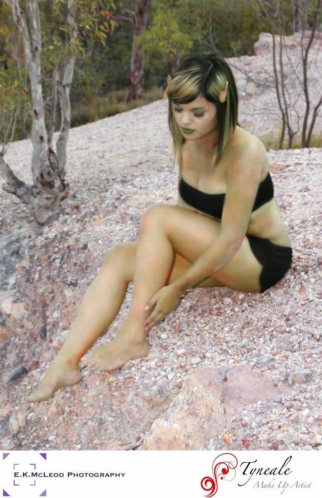 Female model photo shoot of Loreleixxo in Brassall Rock Quarry Reserve