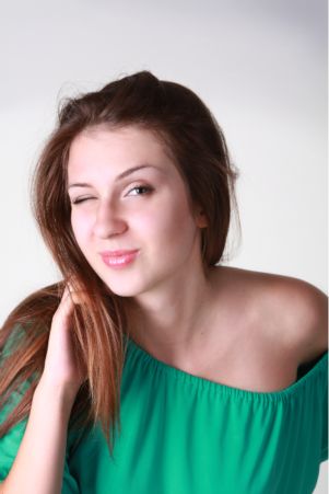Female model photo shoot of Katya Katss