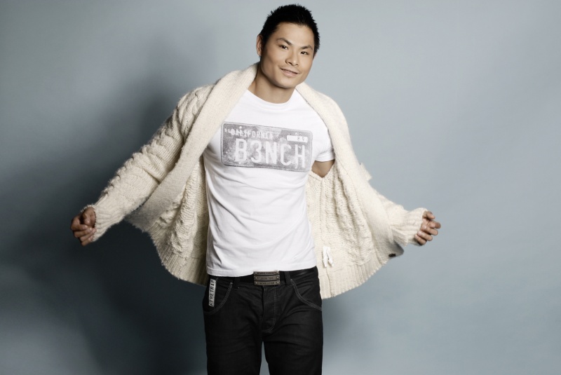 Male model photo shoot of Jonathan Chun Bong Li