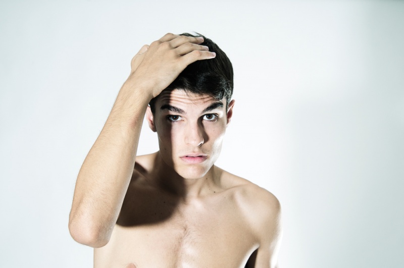 Male model photo shoot of Danifotografia