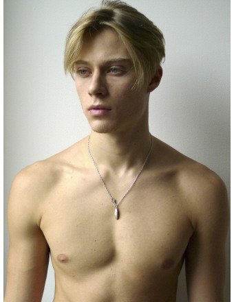 Male model photo shoot of Joshua Rachlin