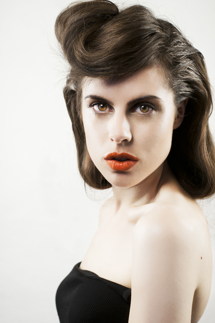 Female model photo shoot of AnnaKP by Robin Leck