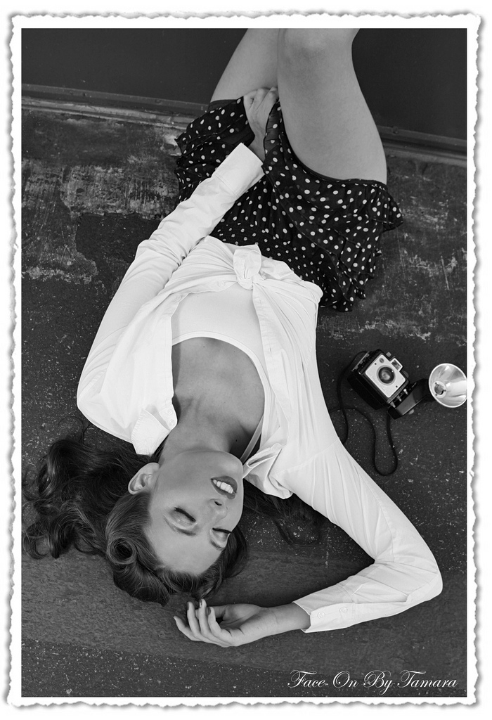 Female model photo shoot of Amanda McDow
