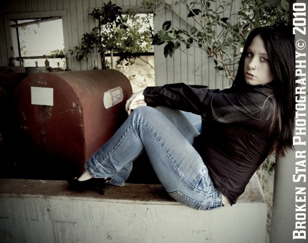 Female model photo shoot of Brittany Manson