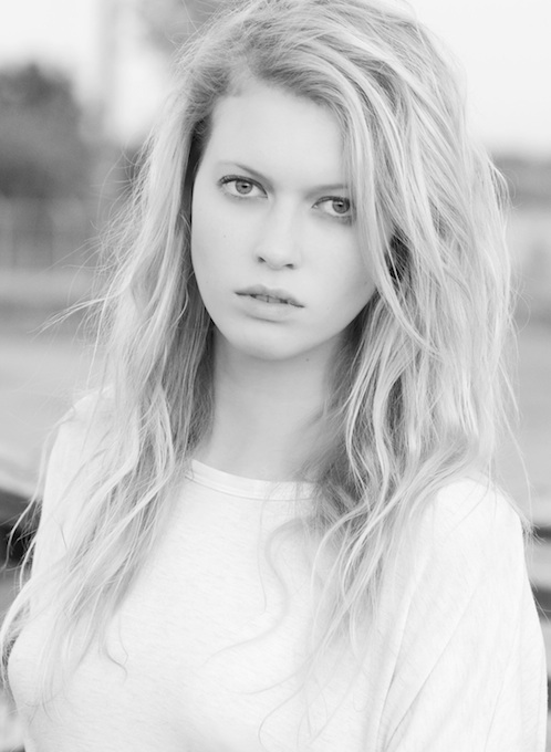 Female model photo shoot of KelseyLVogel