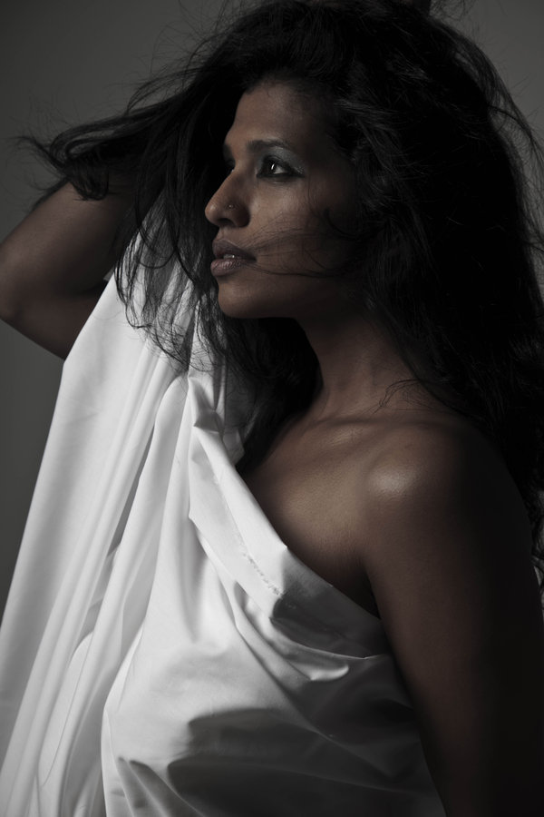 Female model photo shoot of Kahla Delahay