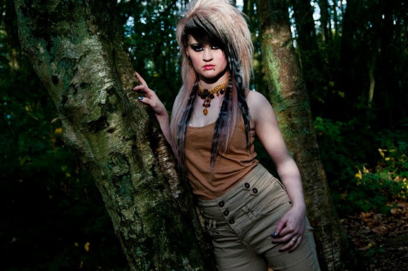Female model photo shoot of Niikkii Martiin in Everdon stubbs
