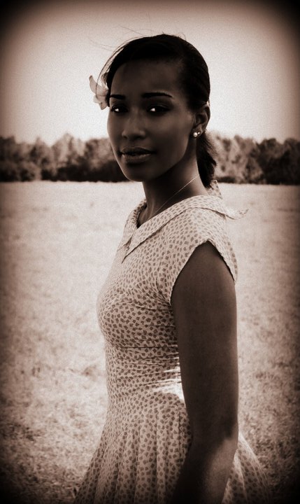 Female model photo shoot of Nayshma Jones