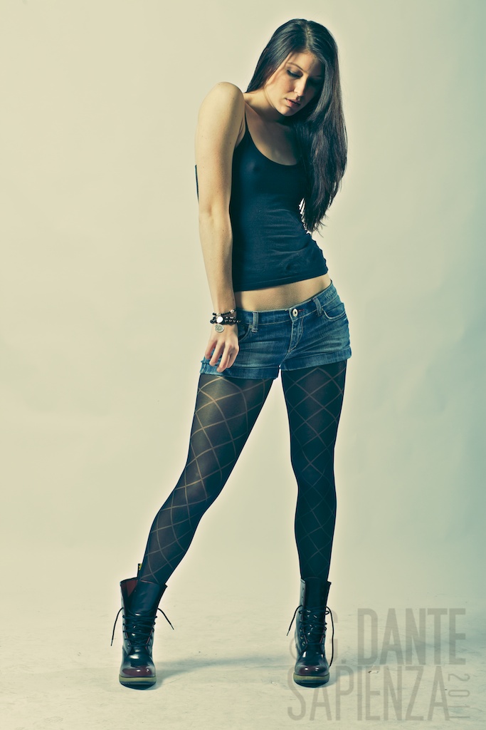 Female model photo shoot of Lorienjoi