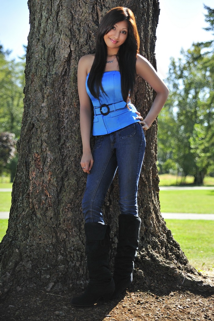 Female model photo shoot of elisha rai in Holland Park