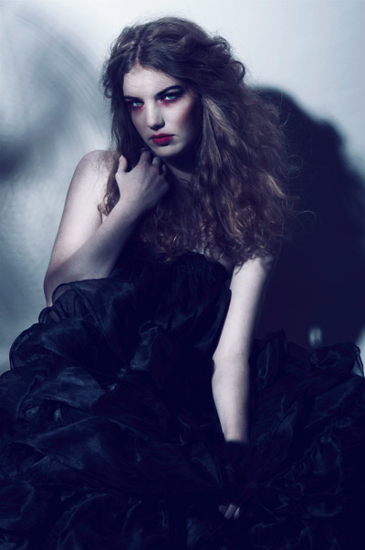 Female model photo shoot of Pandora Phantasma