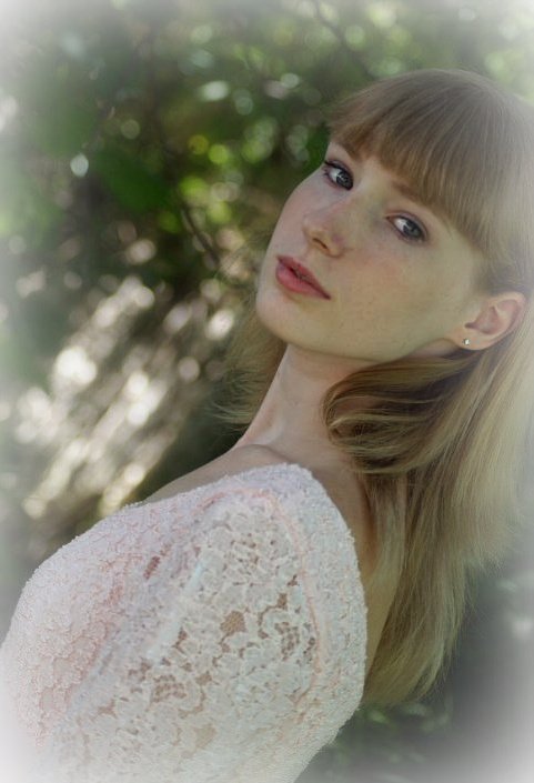 Female model photo shoot of Hannah Dorothea in Paris, ON
