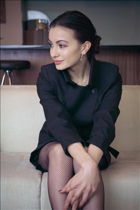Female model photo shoot of Olga burban