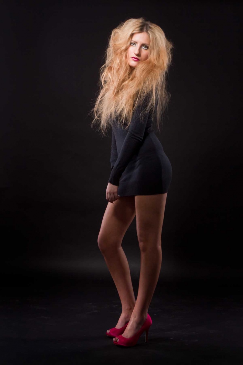 Female model photo shoot of Kristen Tommasini