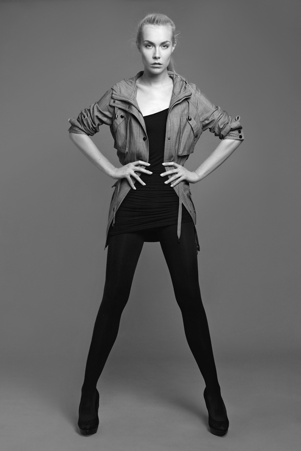 Female model photo shoot of Natalia Ba