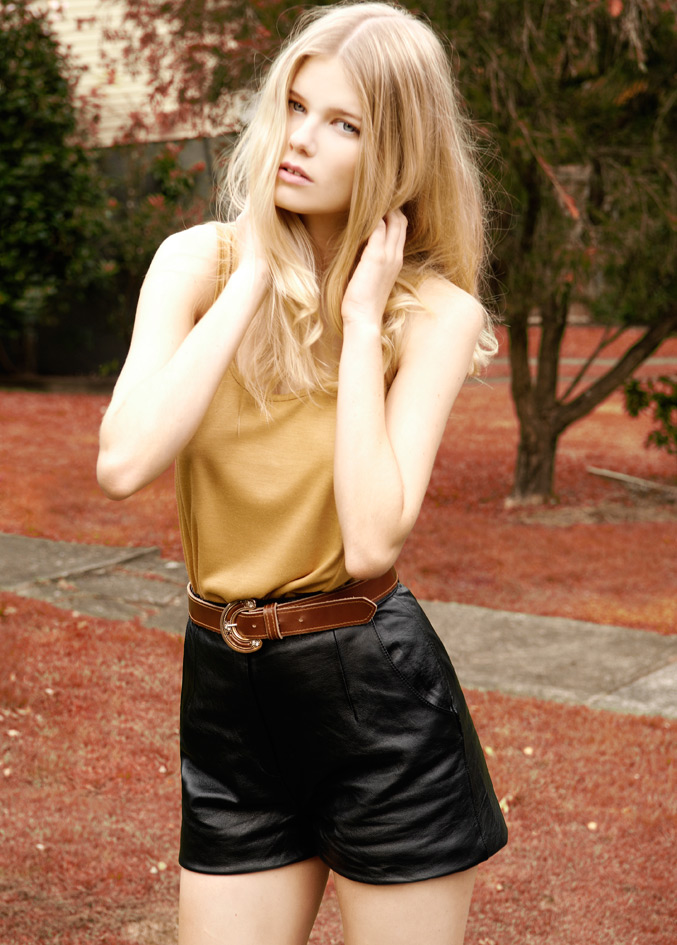 Female model photo shoot of MelissaDavies