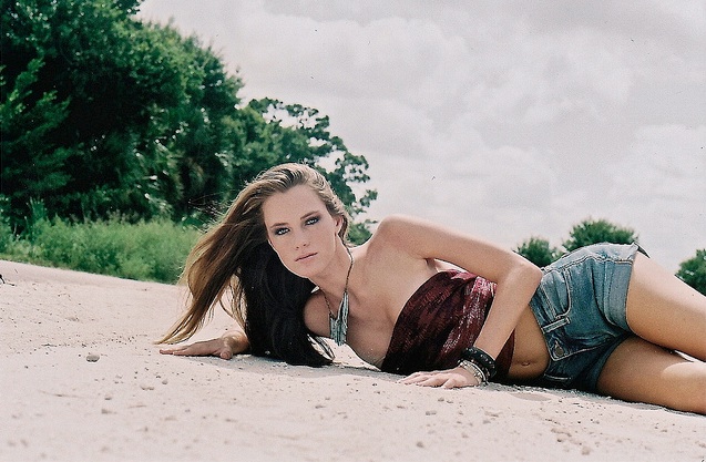 Female model photo shoot of JordanElizabethLooks by Christina_Anne