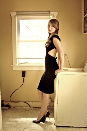 Female model photo shoot of Lindsey Melissa