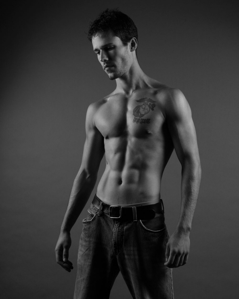 Male model photo shoot of Ryan Zuidema