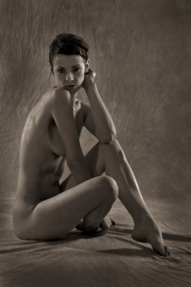 Female model photo shoot of Vineeta Rose
