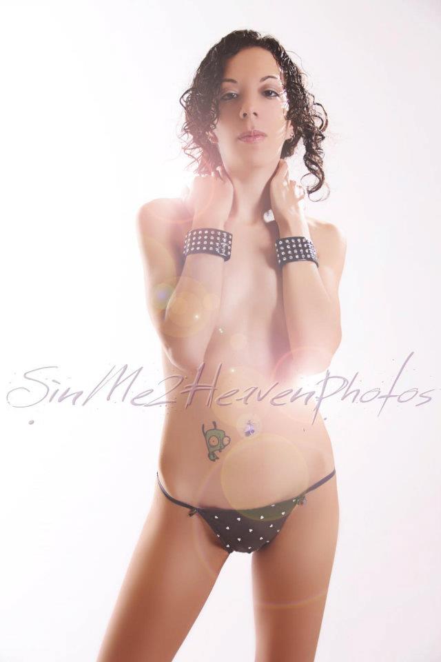 Female model photo shoot of LadyFearlessBat by sinme2heavenphotos in Elmwood Park, New Jersey, US
