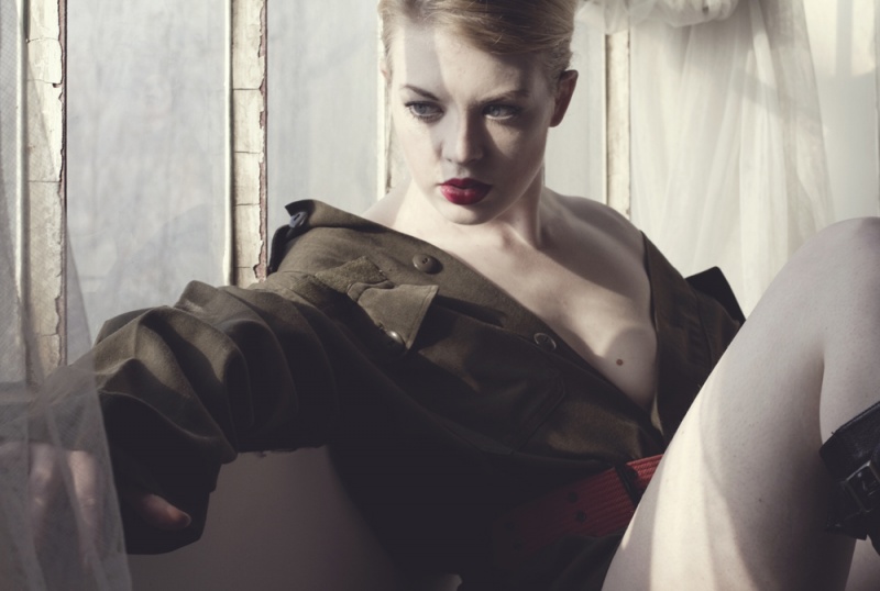 Female model photo shoot of Helen_Stephens by npa