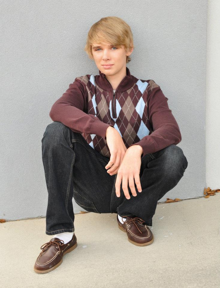 Male model photo shoot of Kiefer Chason in Pinson