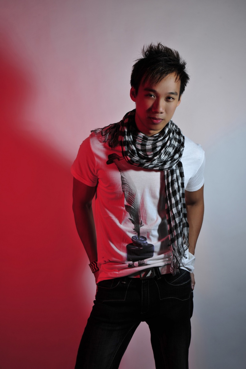 Male model photo shoot of Kenneth Ting in Studio