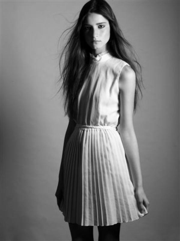 Female model photo shoot of Alexia Rautter