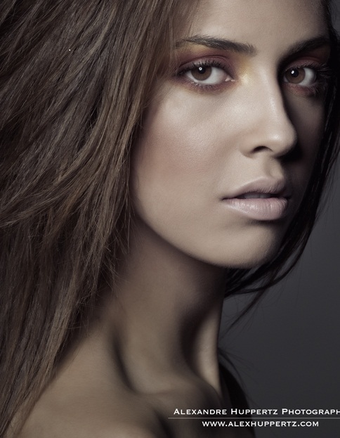 Female model photo shoot of Tia Dianna