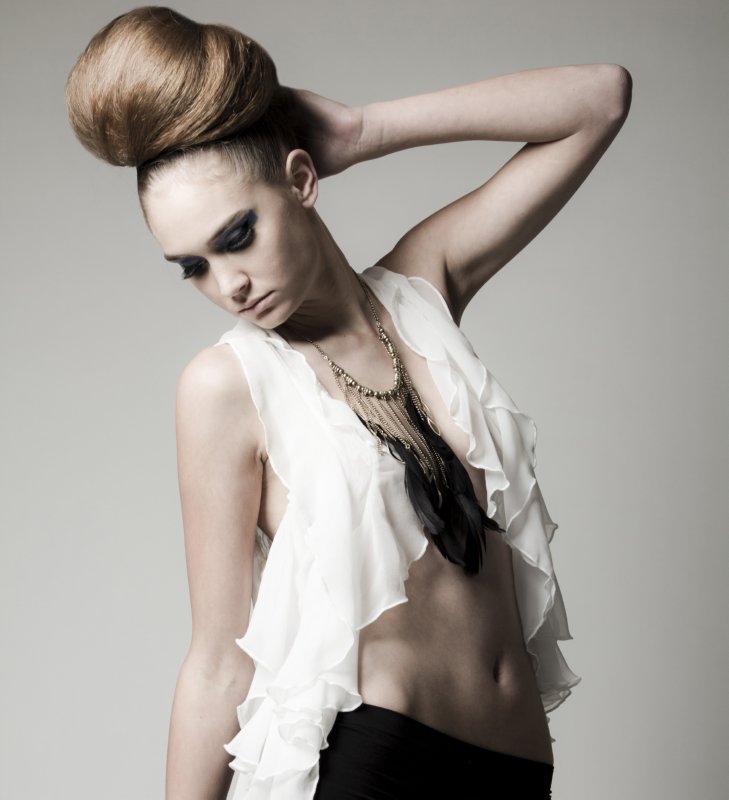 Female model photo shoot of Diana Lomelin Hair MUA