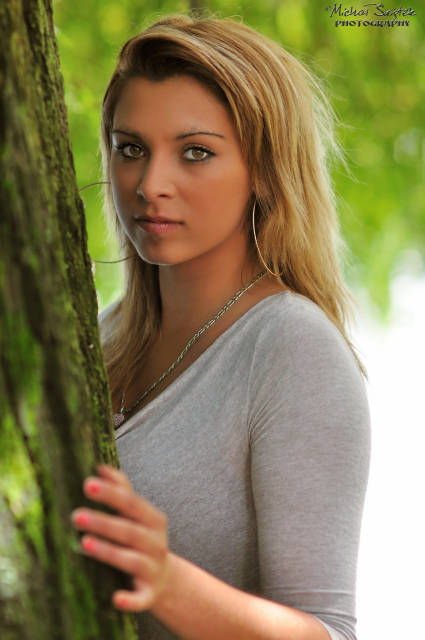 Female model photo shoot of Andrejka