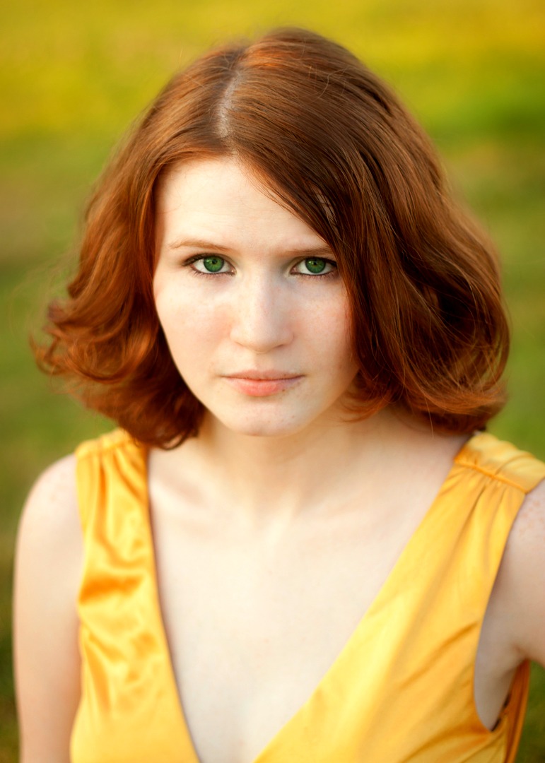 Female model photo shoot of Hannah Yach in Warsaw, Missouri