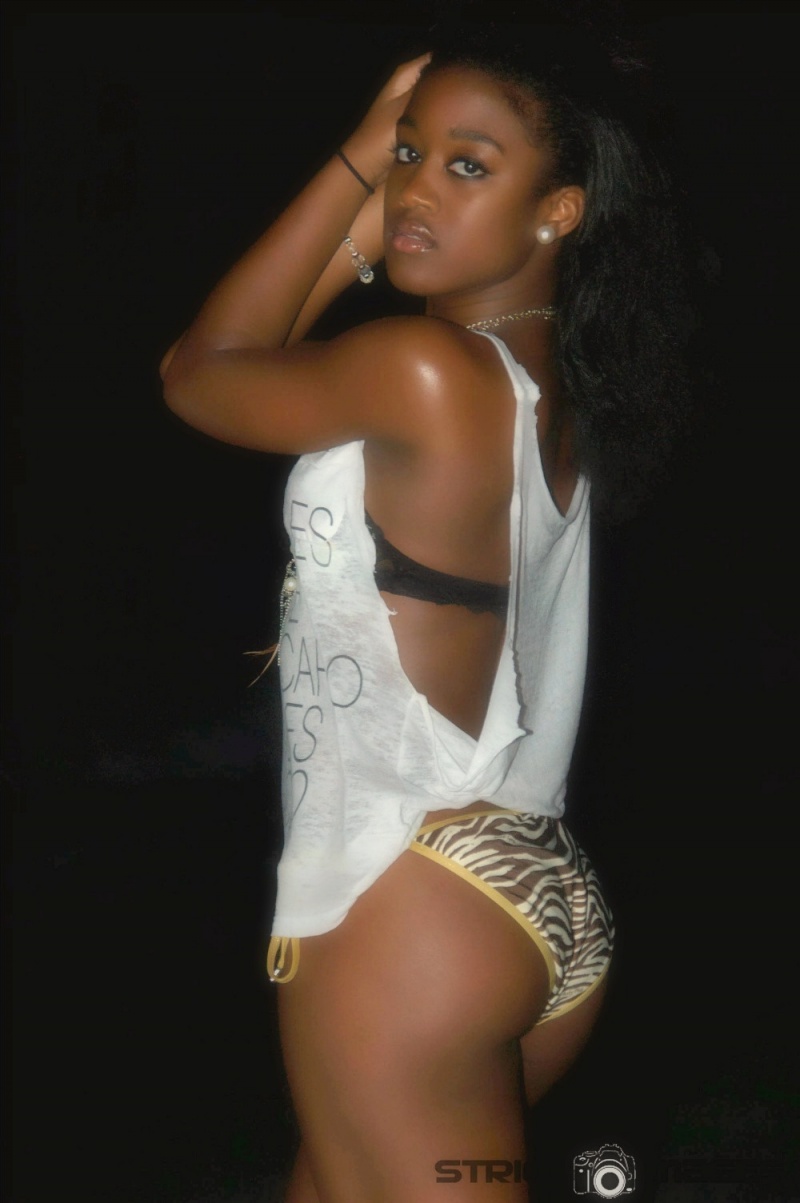 Female model photo shoot of JasNique in Boca Raton, FL