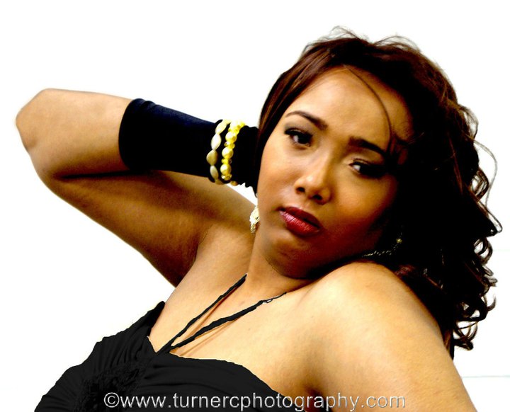 Female model photo shoot of Kemi Shyree