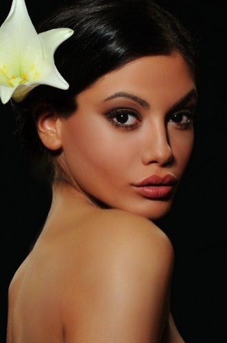 Female model photo shoot of Chaya KB
