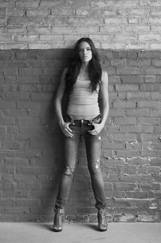 Female model photo shoot of Amaris Perez