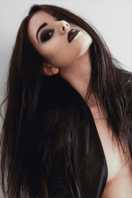 Female model photo shoot of Rashida Blair