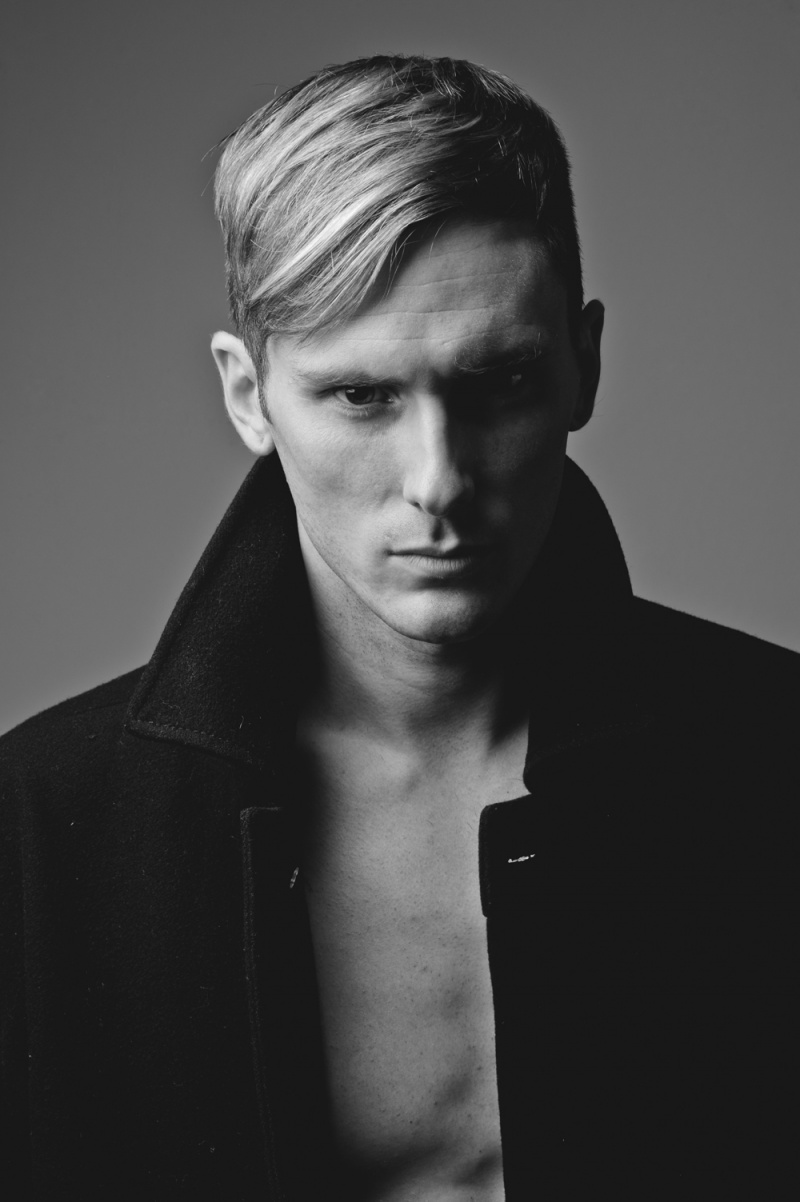 Male model photo shoot of Allen Henson
