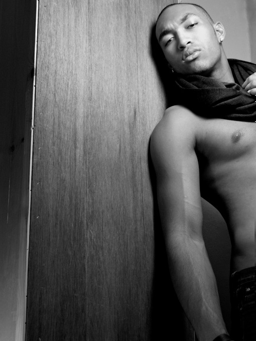 Male model photo shoot of Tajh Jordan 