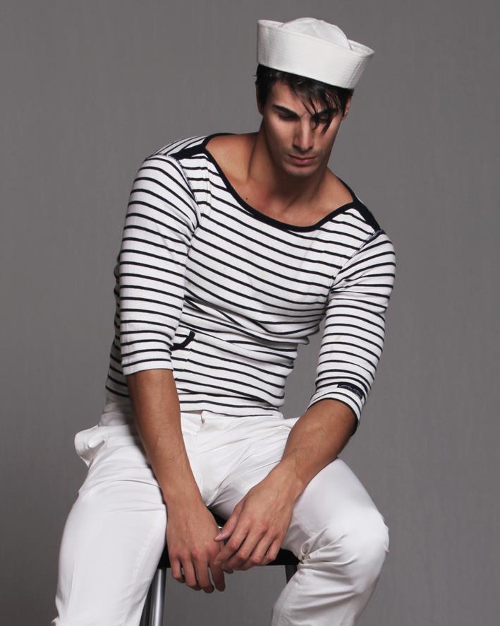 Male model photo shoot of Santi Bernabeu