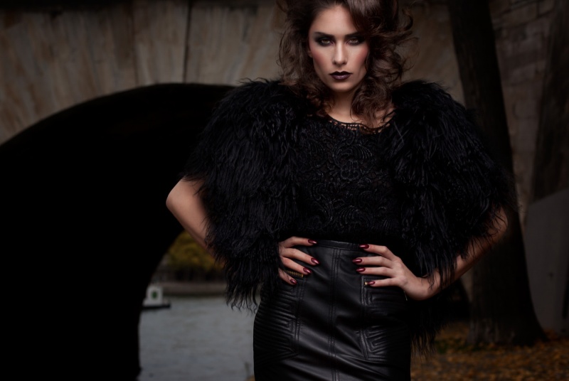 Female model photo shoot of Anais Martinez