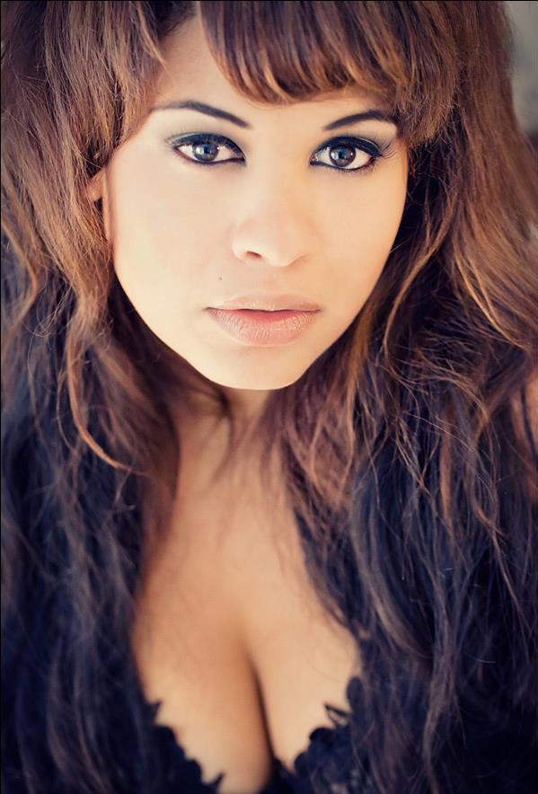 Female model photo shoot of Tanya Gouraige