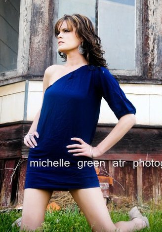 Female model photo shoot of Brittany Whitlow