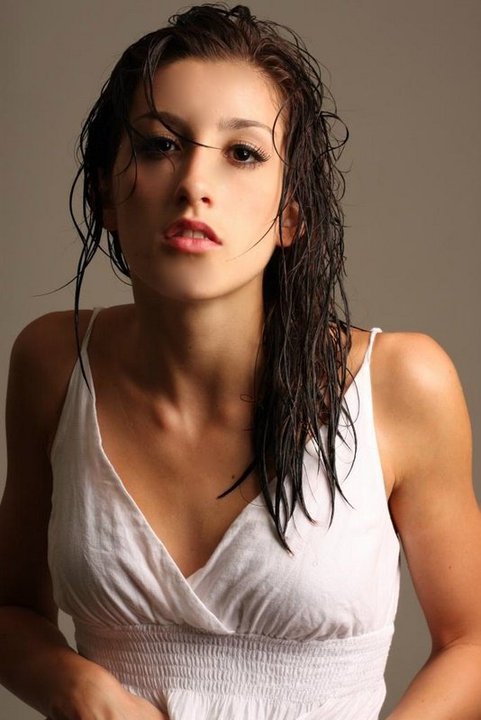 Female model photo shoot of Jessica Catinella