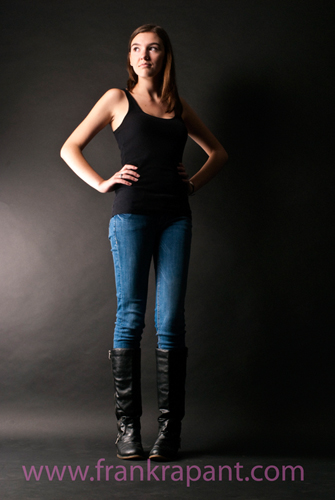 Female model photo shoot of Sara Isabella